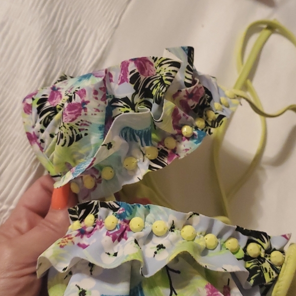 Victoria’s Secret bikini top size 34 A - Picture 4 of 4